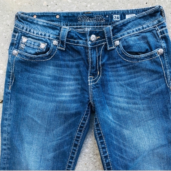 MISS ME FLEUR DE LIS CAPRI JEANS 28 crop - Picture 3 of 5